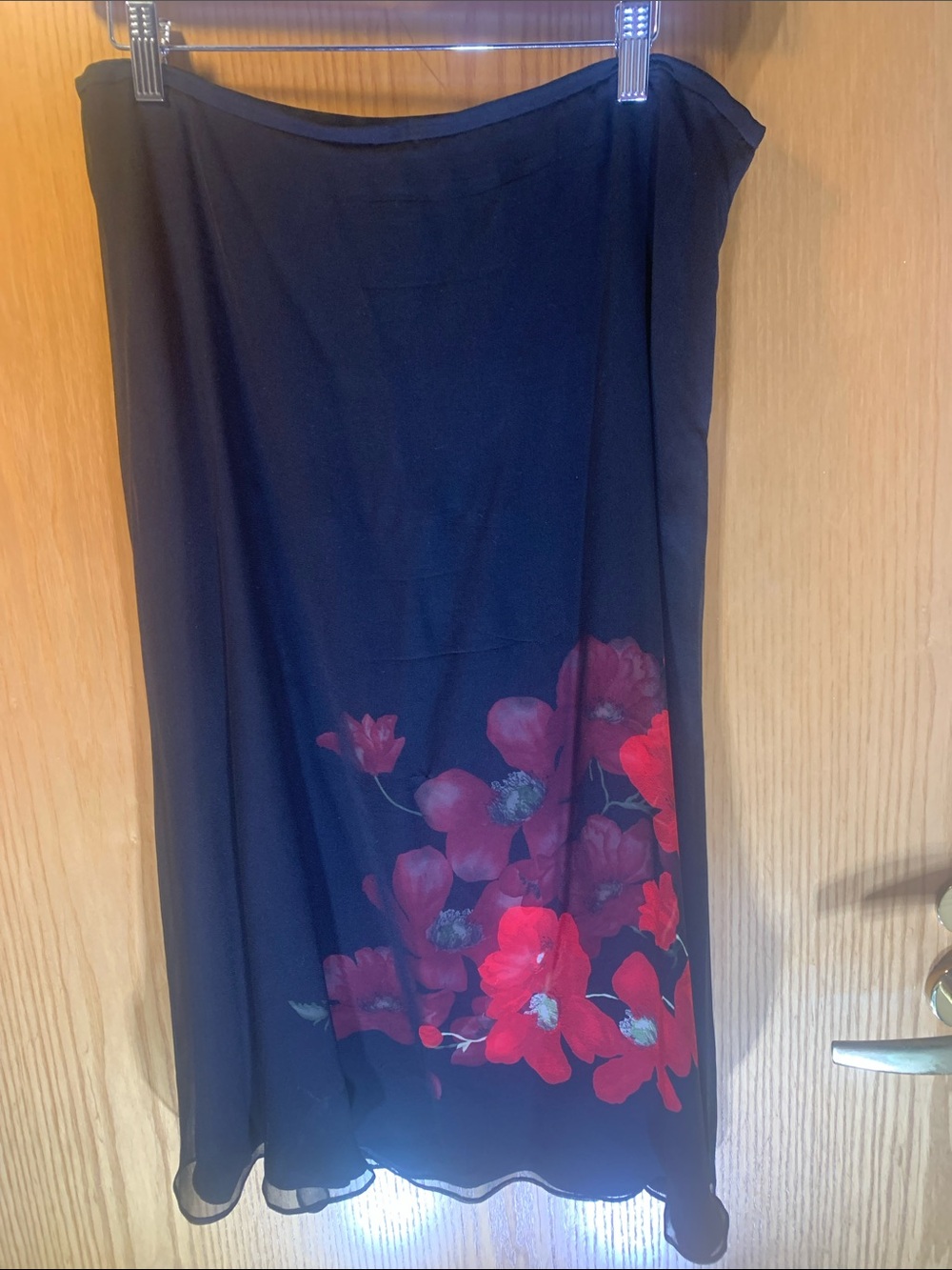 Dana Buchman 100% Silk Organza Skirt w/ Dramatic Solo Red Floral Lining- Size 12